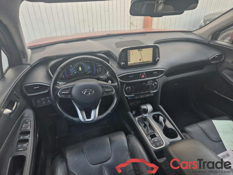 HYUNDAI Santa Fe / 2018 / 5P / todoterreno 2.2 CRDi Style Auto 4x4 SR #3