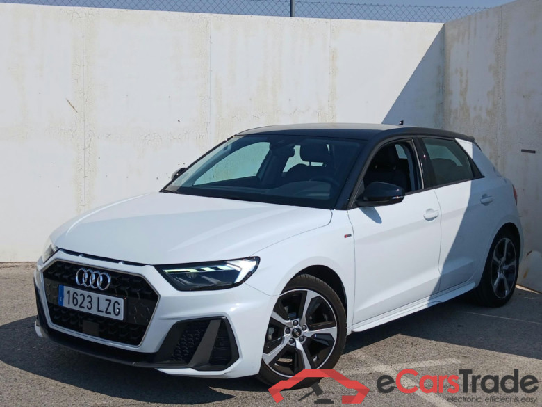 AUDI A1 / 2018 / 5P / berlina con portón Sportback Adrenalin 30 TFSI 81kW S tron(SP)