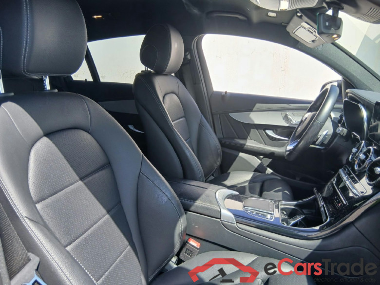 MERCEDES-BENZ GLC Coupé / 2019 / 5P / coupé GLC 300 e 4MATIC #6