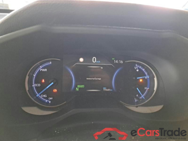 TOYOTA RAV4 / 2018 / 5P / CROSSOVER 2.5 HV 222V E-CVT ACTIVE 4WD #4