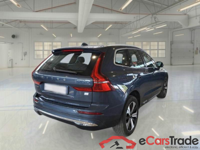 VOLVO XC60 / 2021 / 5P / SUV T6 PLUG-IN AWD AUTO PLUS BRIGHT #2