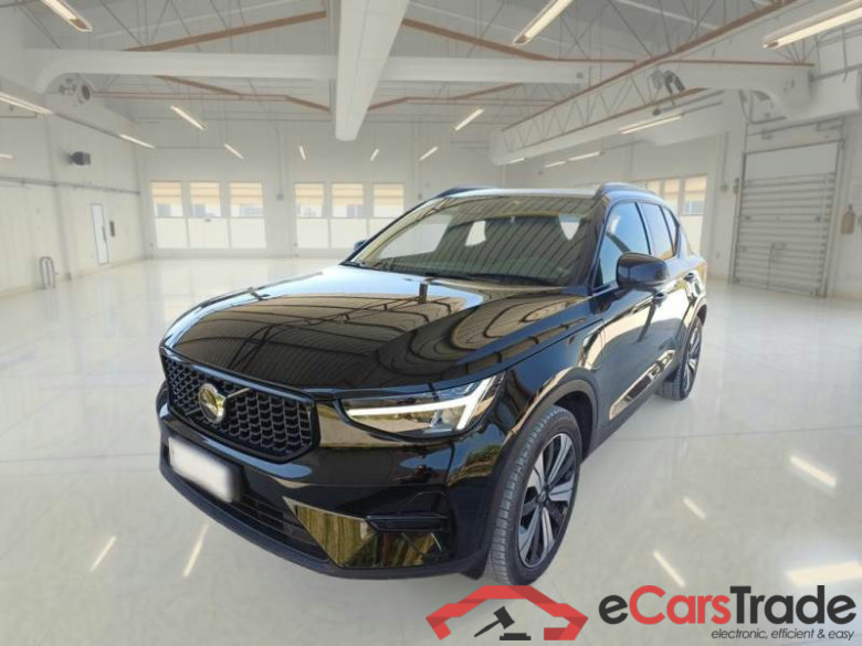 VOLVO XC40 / 2021 / 5P / SUV T5 RECHARGE PLUG-IN AUTO PLUS DARK #1