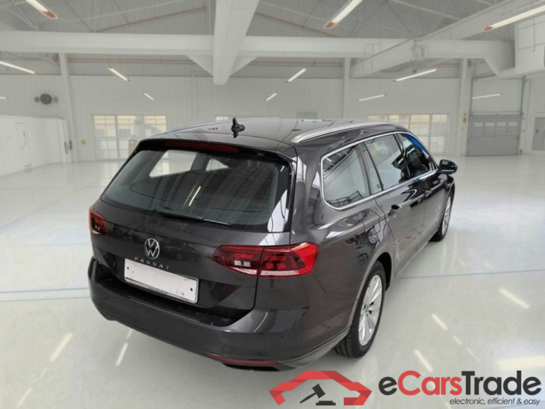 VOLKSWAGEN PASSAT / 2019 / 5P / STATION WAGON VAR. 2.0TDI SCR EVO 90KW BUSINESS DSG #2