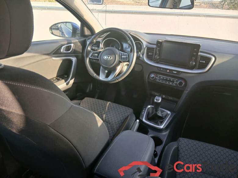 KIA XCeed / 2019 / 5P / todoterreno 1.0 T-GDi Drive 88kW (120CV) #3