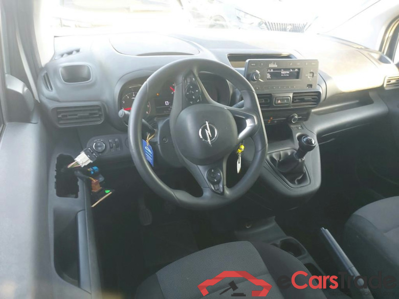 OPEL Combo / 2018 / 3P / furgón derivado de turismo 1.6 TD S/S 74kW (100CV) Express L H1 650 #3