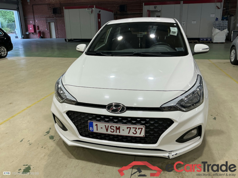 HYUNDAI i20 - 2015 1.2i Air 1 #2