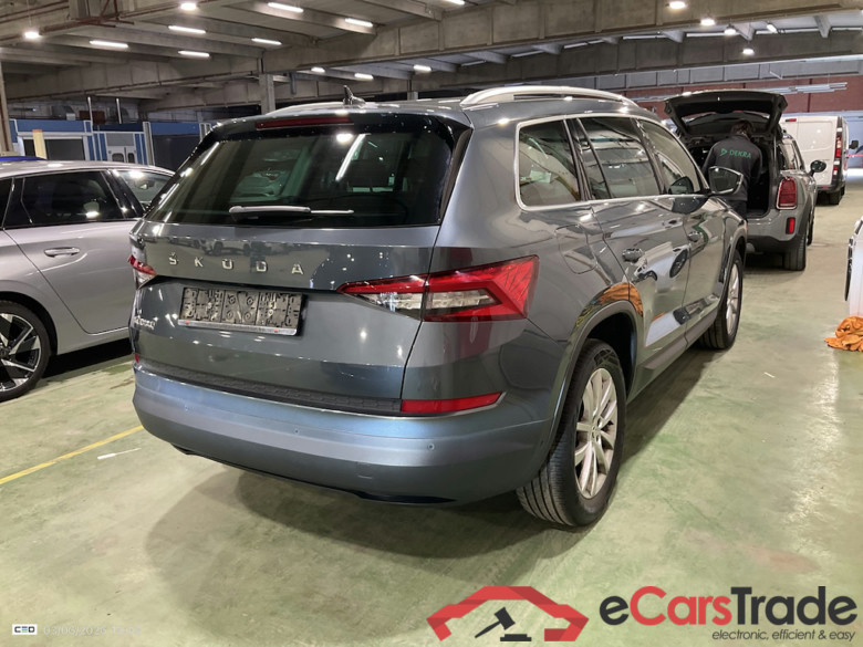 SKODA KODIAQ 1.5 TSI ACT Style DSG #4