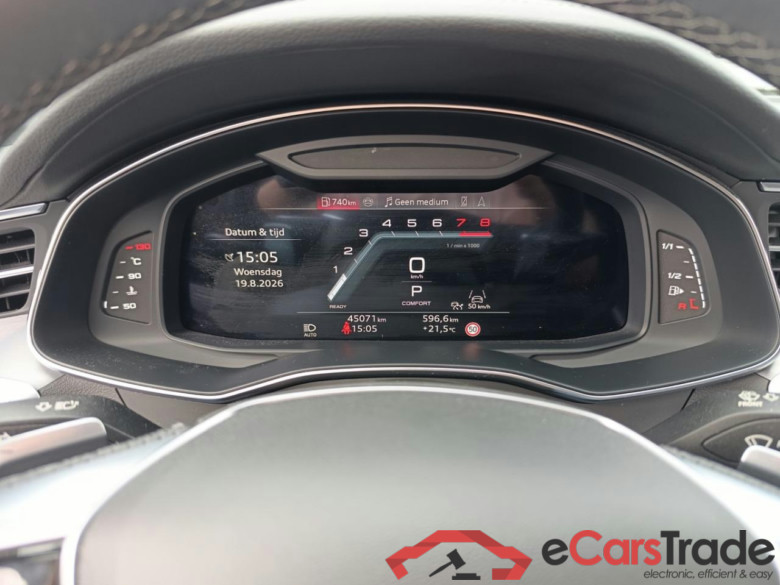 AUDI A6 AVANT 40 TFSI S ed Comp #6