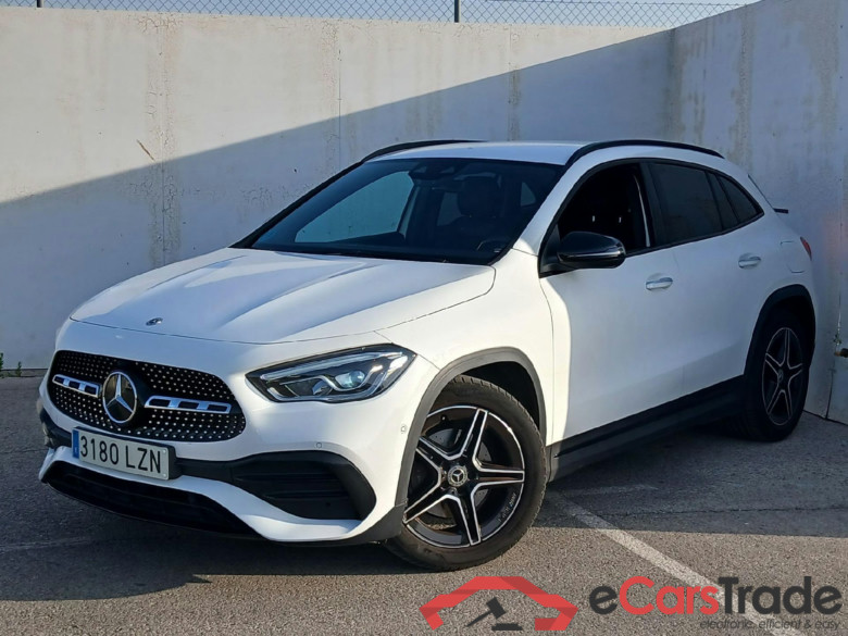 MERCEDES-BENZ GLA / 2020 / 5P / todoterreno GLA 200 #1