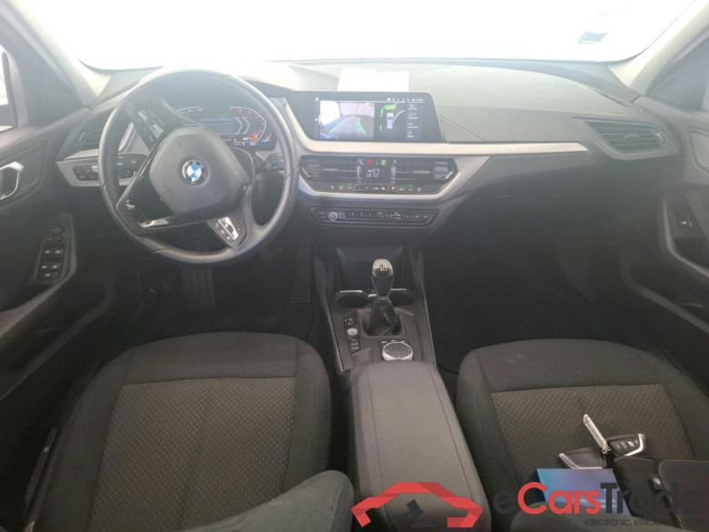 BMW Série 1 / 2019 / 5P / Berline 116i Business Design #5
