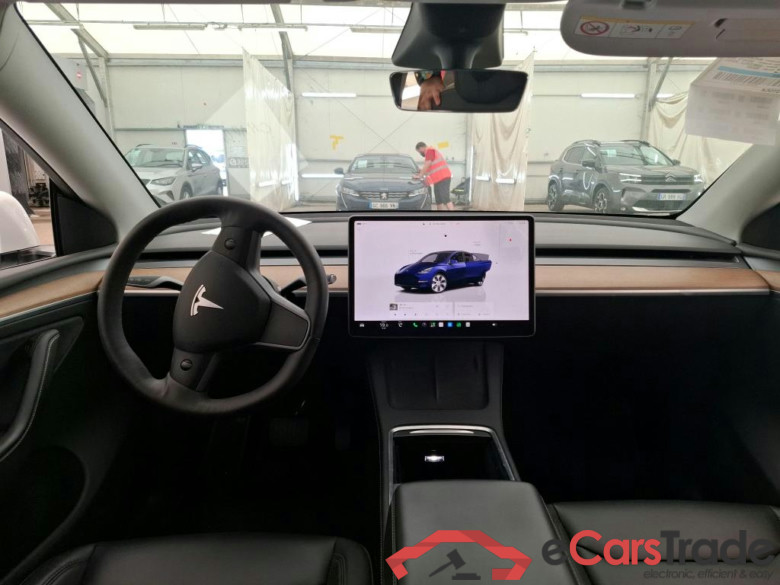 TESLA Model Y 2020 5P SUV Grand Autonomie Dual Motor AWD #6