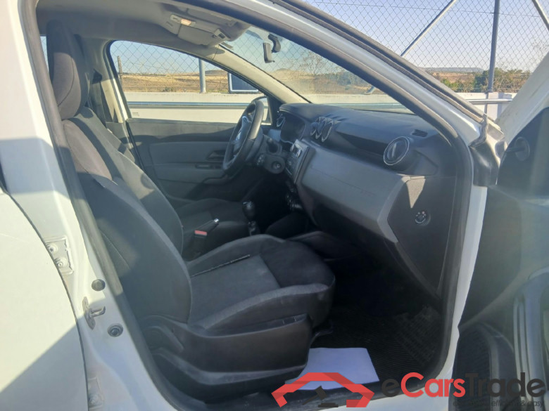 DACIA Duster / 2018 / 5P / todoterreno Essential Blue dCi 85kW (115CV) 4X4 #6