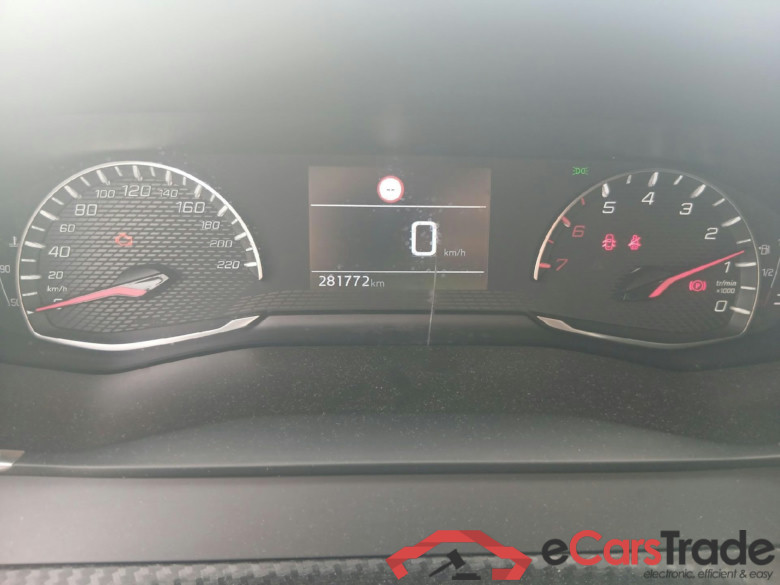 PEUGEOT 2008 / 2019 / 5P / todoterreno Active Puretech 100 S&S BVM6 #4