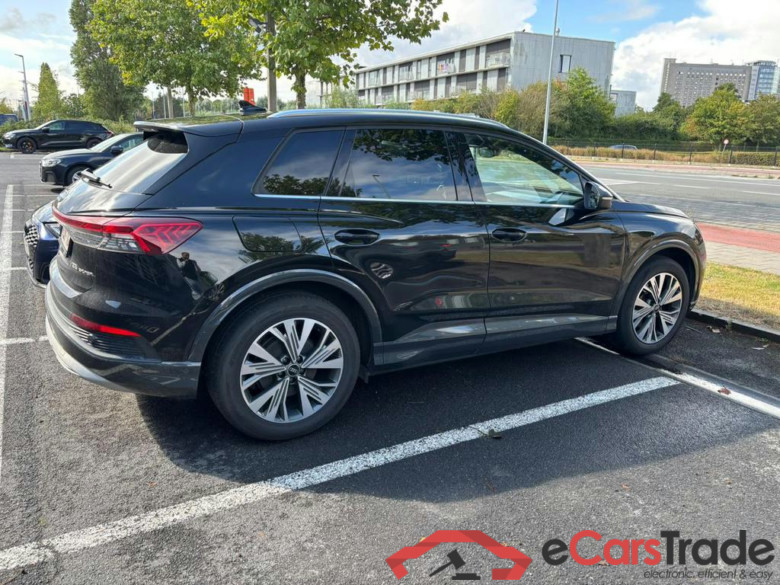 AUDI Q4 e-tron 55 kWh 35 Advanced #4