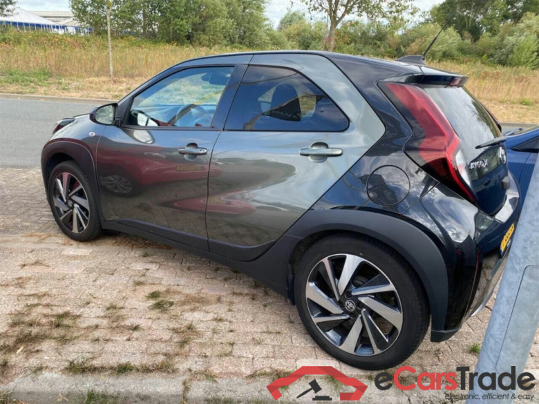 TOYOTA Aygo X 1.0 VVT-i MT #3