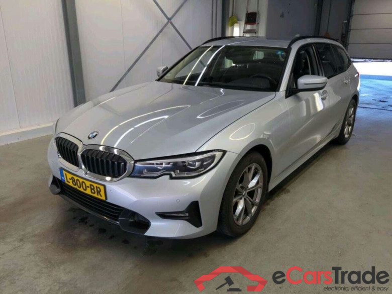 BMW 3-serie Touring 318d Corp. High Ex.
