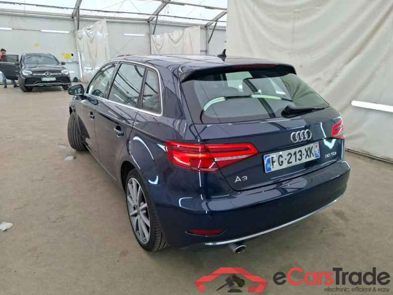 AUDI A3 Sportback 5p Berline 30 TDI 116 S TRONIC DESIGN LUXE #2