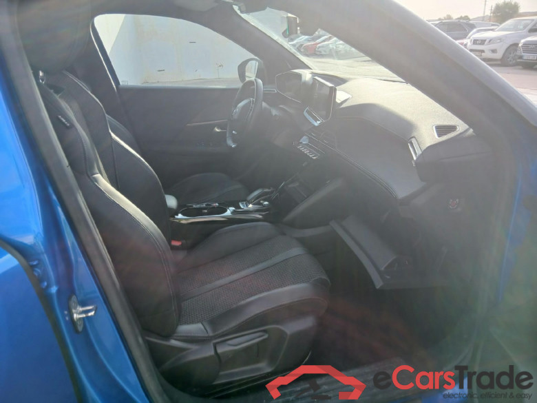 PEUGEOT e-2008 / 2019 / 5P / todoterreno Eléctrico GT #6