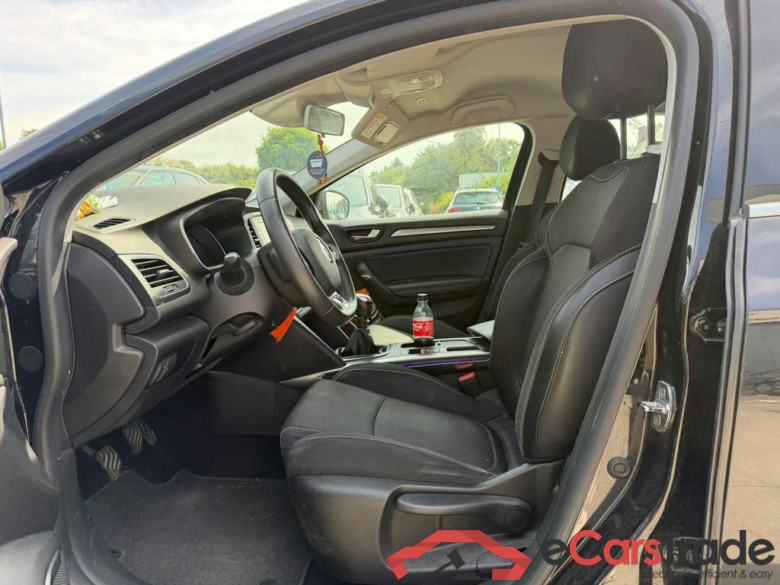 RENAULT Mégane SW 1.33 TCe Intens GPF #6