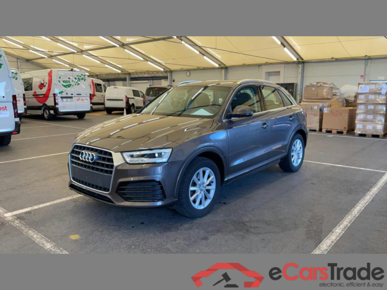 AUDI Q3 1.4 TFSI c.o.d Design S tronic