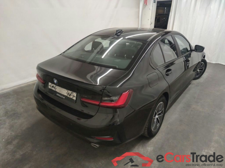 BMW 3 Reeks Berline 318d (100 kW) 4d #2