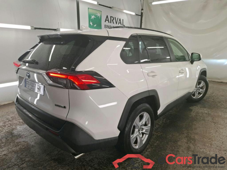 TOYOTA RAV4 Hybride / 2018 / 5P / SUV 2WD 218ch Dynamic #3