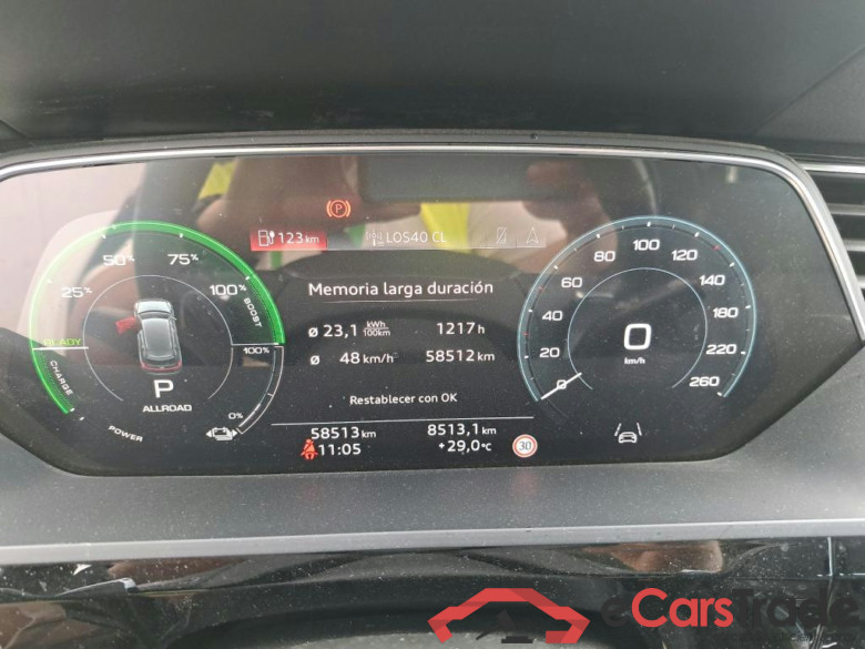 AUDI Q8 e-tron / 2022 / 5P / todoterreno Advanced 55 quattro #4