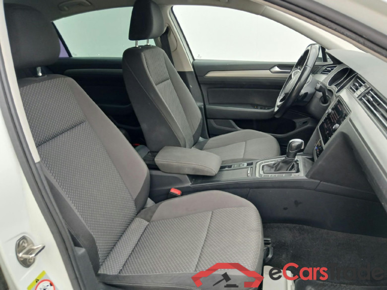VOLKSWAGEN Passat / 2019 / 4P / sedán Business 2.0 TDI 90kW (122CV) DSG #6