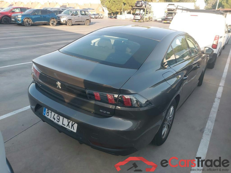 PEUGEOT 508 / 2018 / 5P / berlina con portón 5P Active Pack BlueHDi 130 S&S EAT8 #2