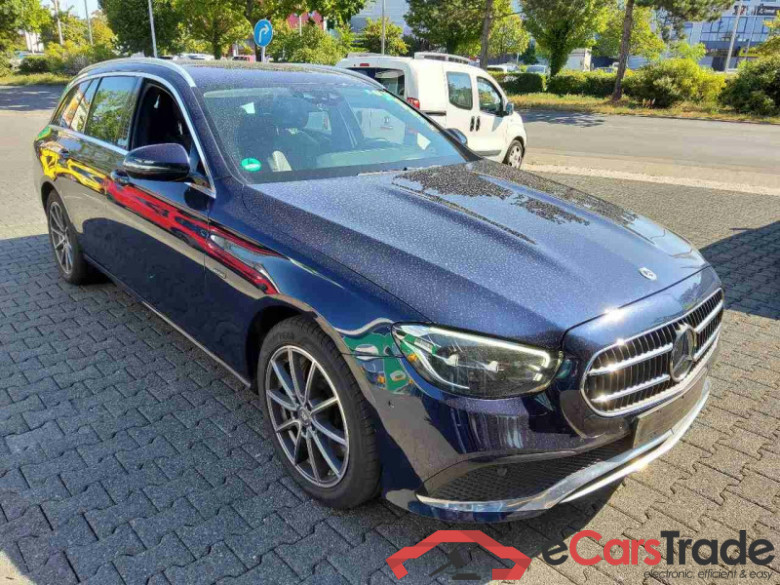 Mercedes-Benz E T-Modell (BM 213)(06.2016->) DE - Kb5 E 300 de EU6d, Avantgarde, (Facelift) 2020 - 2023 #2