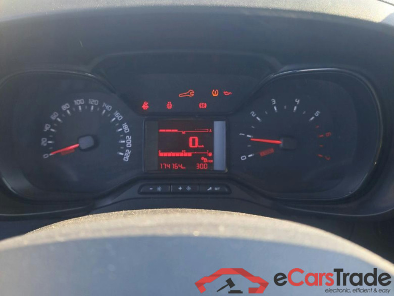 CITROEN Berlingo / 2018 / 4P / furgón derivado de turismo Talla M BlueHDi 100 #4