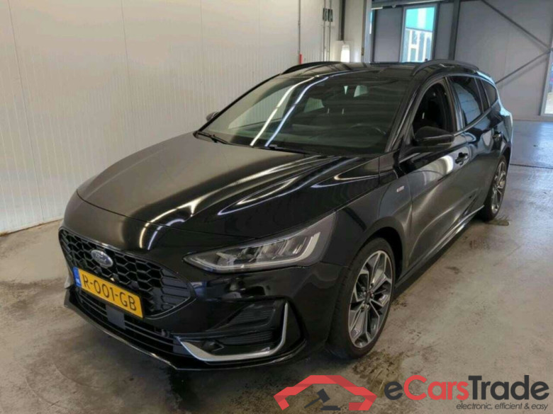 FORD Focus Wagon 1.0 EBH ST L.Vignale #1