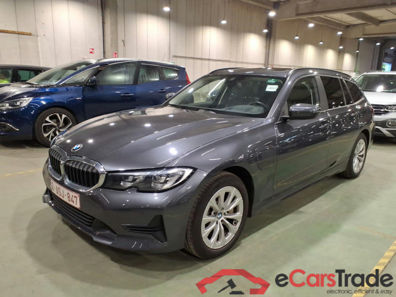 BMW 3 SERIES TOURING 2.0 330E (215KW) XDRIVE TOURING
