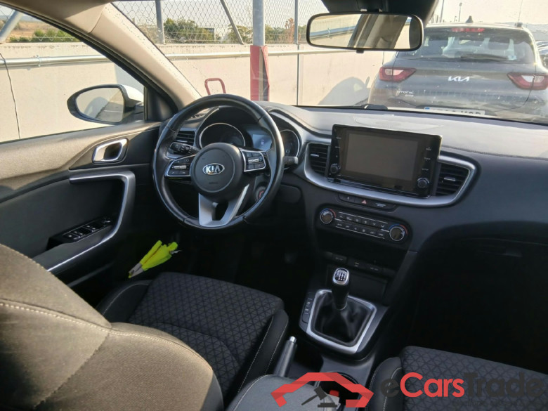 KIA XCeed / 2019 / 5P / todoterreno 1.0 T-GDi Drive 88kW (120CV) #3