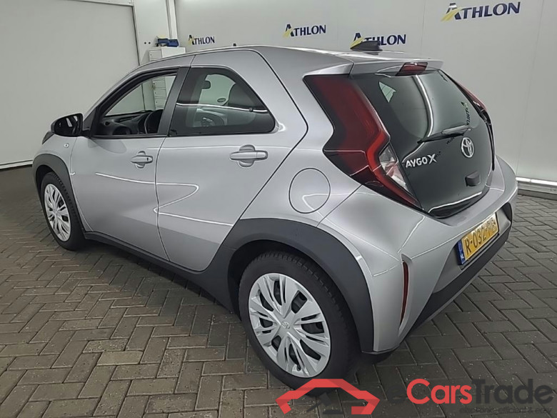 TOYOTA Aygo X 1.0 VVT-I MT play 5D 53kW #4
