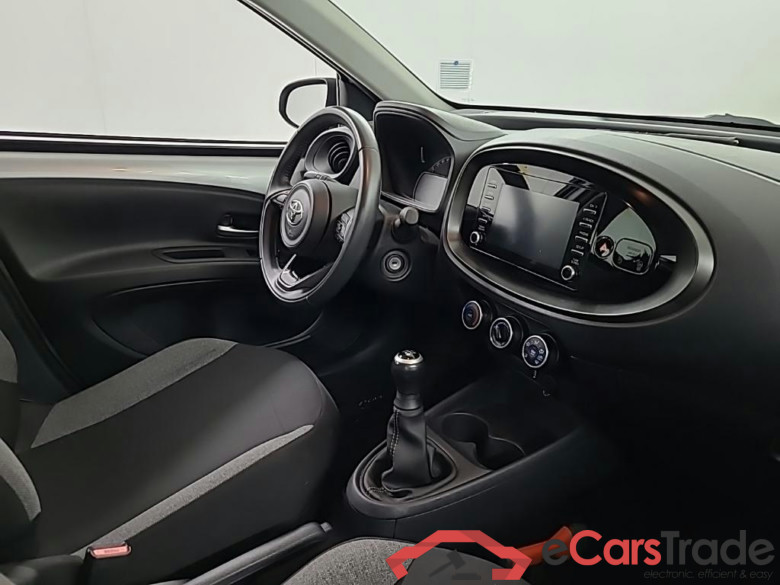 TOYOTA Aygo X 1.0 VVT-I MT play 5D 53kW #6