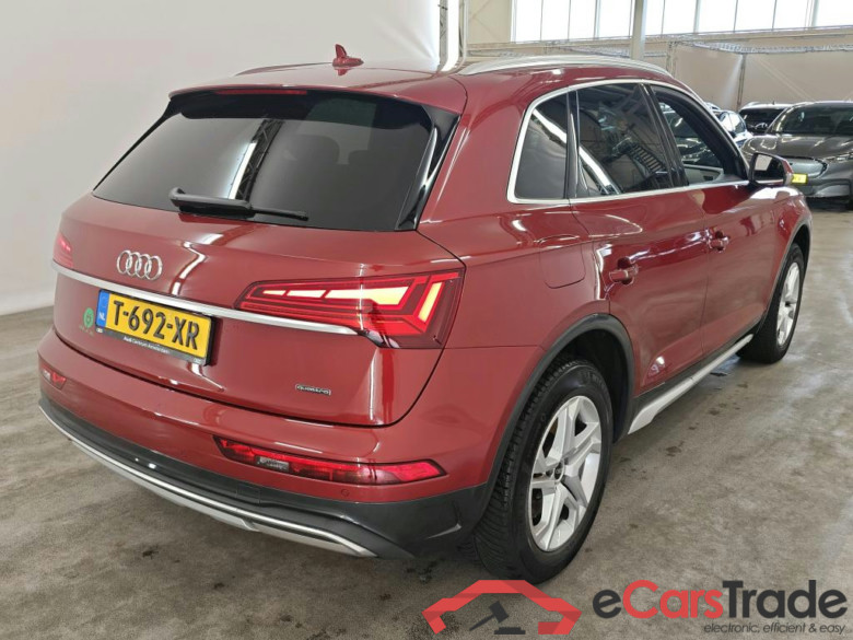 Audi Q5 50 TFSI e quattro S tronic Advanced Edit 5d #2