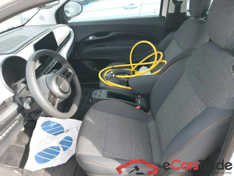 FIAT - FIA 500e 42Kwh 118PK Icon              ***           CHARGING PORT DAMAGED DUE TO ACCIDENT -  LADEANNSCHLUSS DEFECT DURCH UNFALL         ***           Pack Comfort & Winter & Keyless & Pano Roof    * ELECTRIC * #3