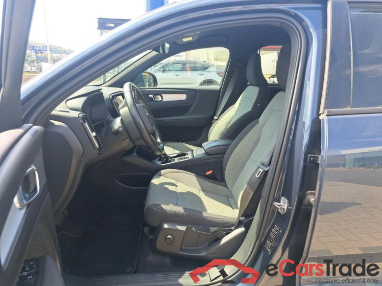 VOLVO XC40 1.5 T2 GEARTRONIC MOMENTUM PRO #5