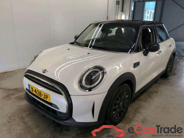 Mini 5-deurs 1.5 Cooper Camden #1