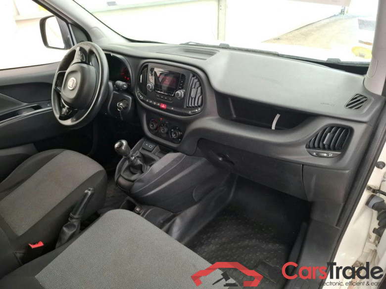 FIAT Doblò Cargo VU 4p Fourgonnette Maxi 1.6 Mjet 105 Pack USB Clim 1000kg #5