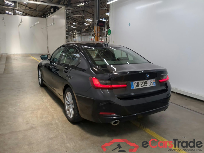 BMW Série 3 Berline / 2022 / 4P / Berline 320e 204ch Business Design BVA8 Hybride #3