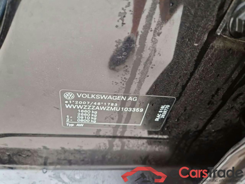 VOLKSWAGEN POLO 1.0 TSI R-Line Ed. #4