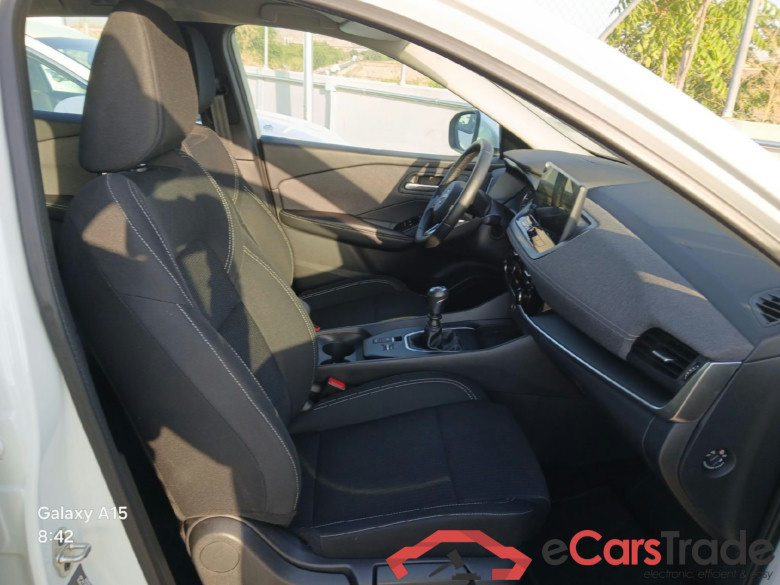 NISSAN QASHQAI / 2024 / 5P / todoterreno DIG-T 103kW (140CV) mHEV 4x2 Acenta #6