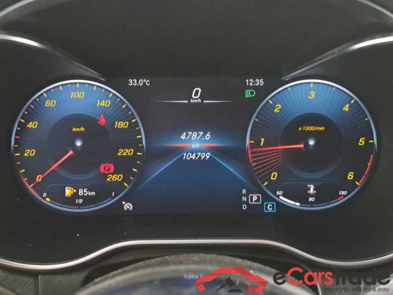 MERCEDES-BENZ GLC / 2019 / 5P / SUV 220 D 4MATIC PREMIUM AUT. #4