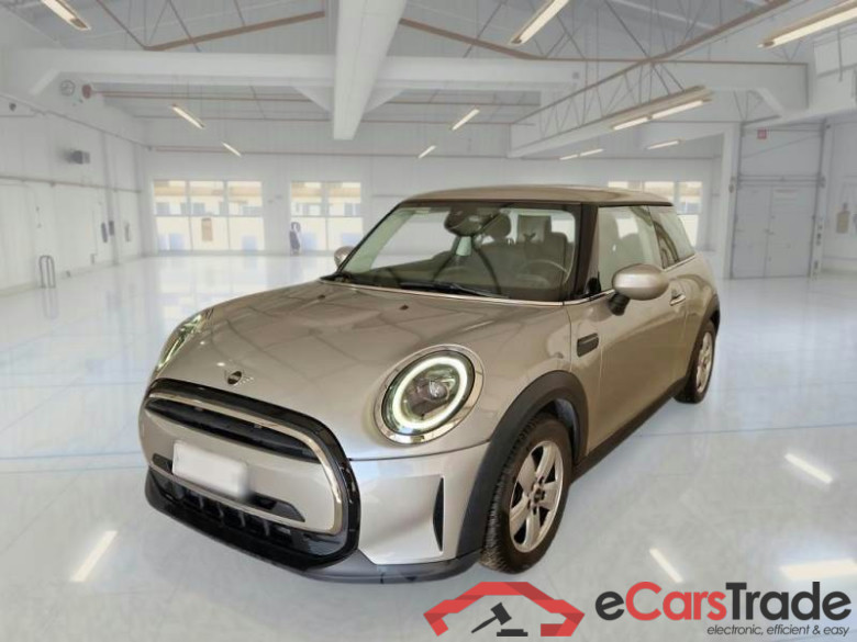MINI MINI / 2021 / 3P / BERLINA COOPER ESSENTIAL AUTO #1