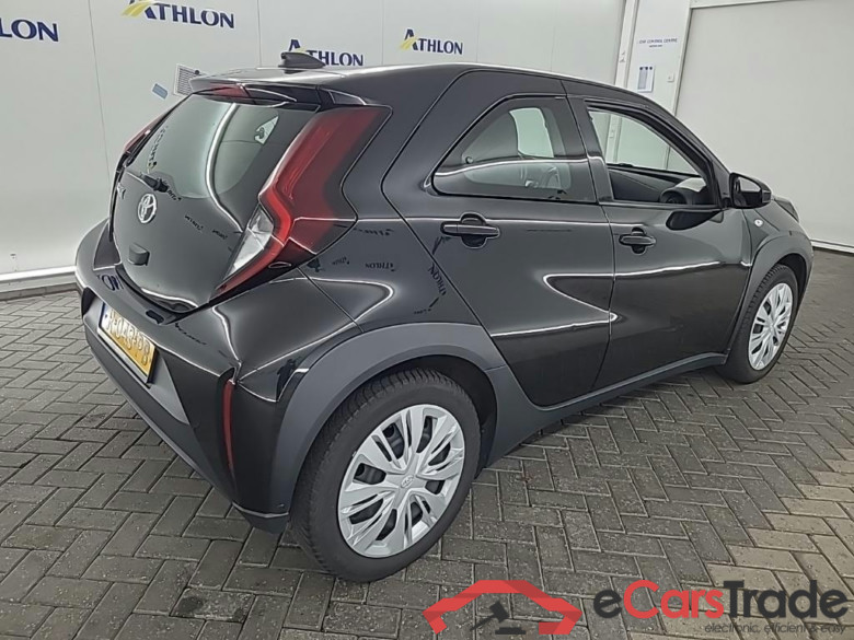 TOYOTA Aygo X 1.0 VVT-I MT play 5D 53kW #3