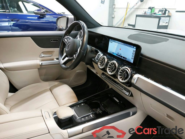 MERCEDES - MER EQB 300 4MATIC 228PK Luxury Line Pack Premium With Thermotronic & Keyless Go & Advanced Sound & Smartphone Integration * ELECTRIC * #3