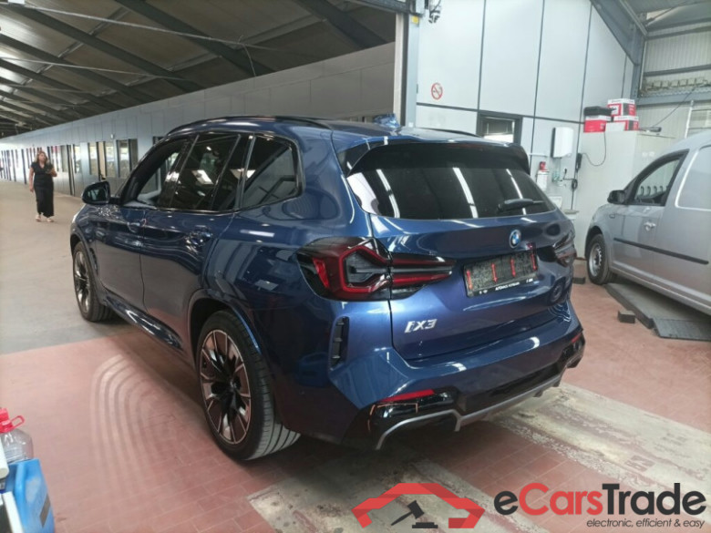 BMW iX3  #4