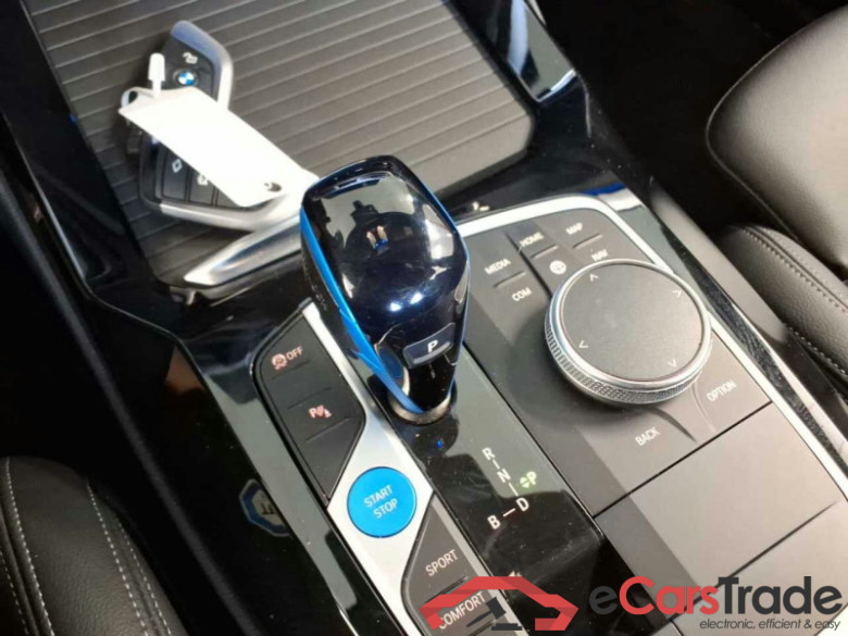 BMW iX3  #6
